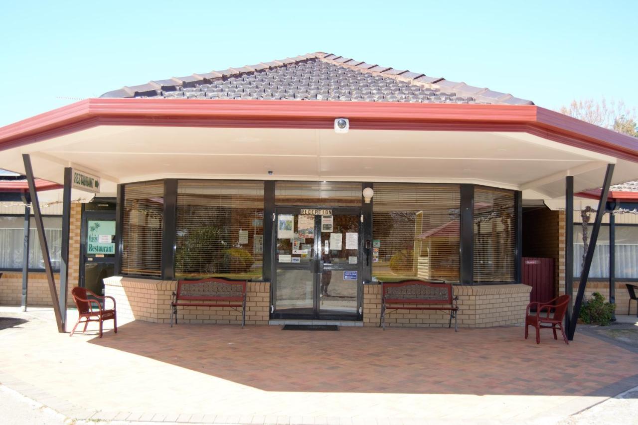 Civic Motor Inn Cowra Exterior foto