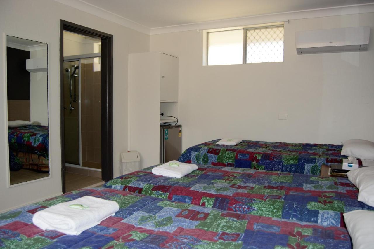 Civic Motor Inn Cowra Exterior foto